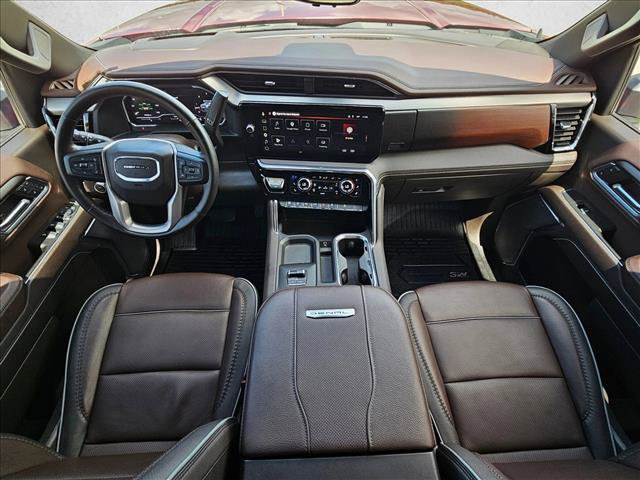 Used 2024 GMC Sierra 2500 Denali w/ Denali Reserve Package AWD/4WD image 18