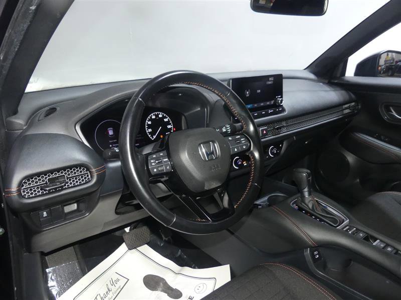 Used 2025 Honda HR-V Sport image 23