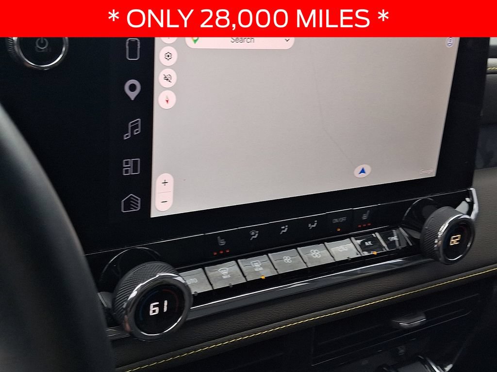 Used 2024 Chevrolet Colorado ZR2 w/ Technology Package AWD/4WD image 18