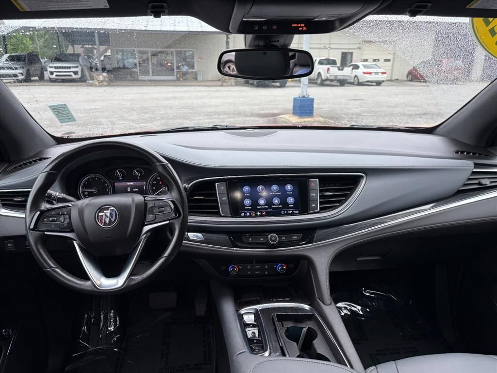 Used 2022 Buick Enclave Essence w/ Sport Touring Edition AWD/4WD image 8