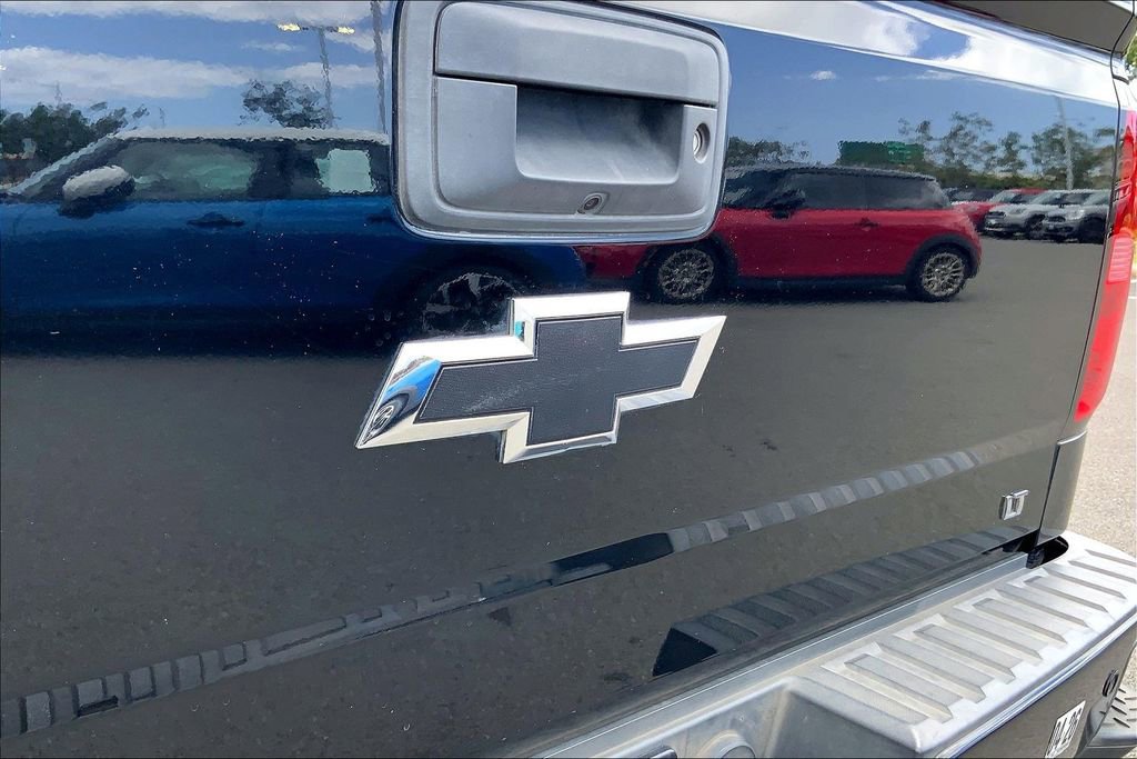 Used 2015 Chevrolet Silverado 1500 LT w/ Custom Sport Edition image 30