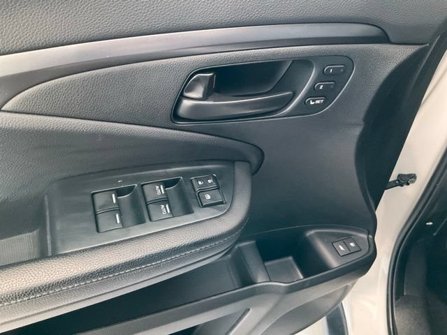 Certified 2024 Honda Passport EX-L image 6