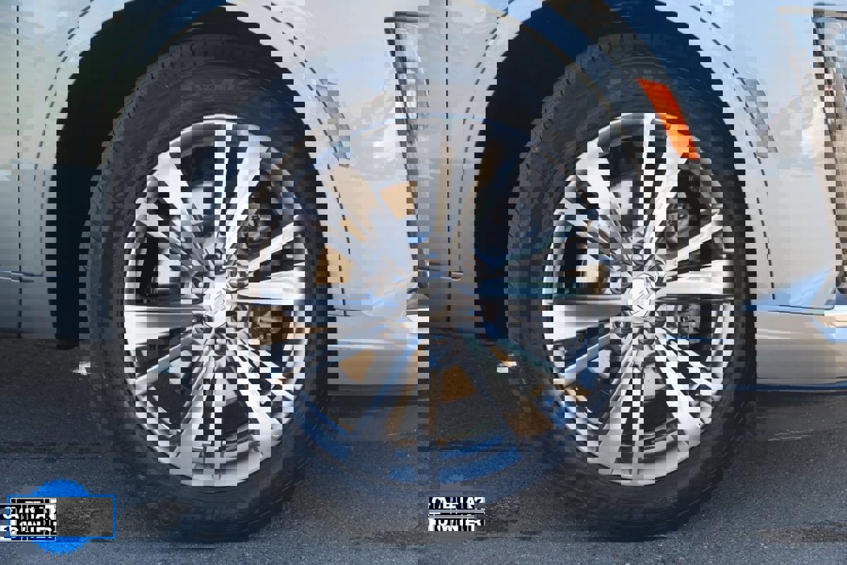 Used 2023 Cadillac XT6 Premium Luxury image 18