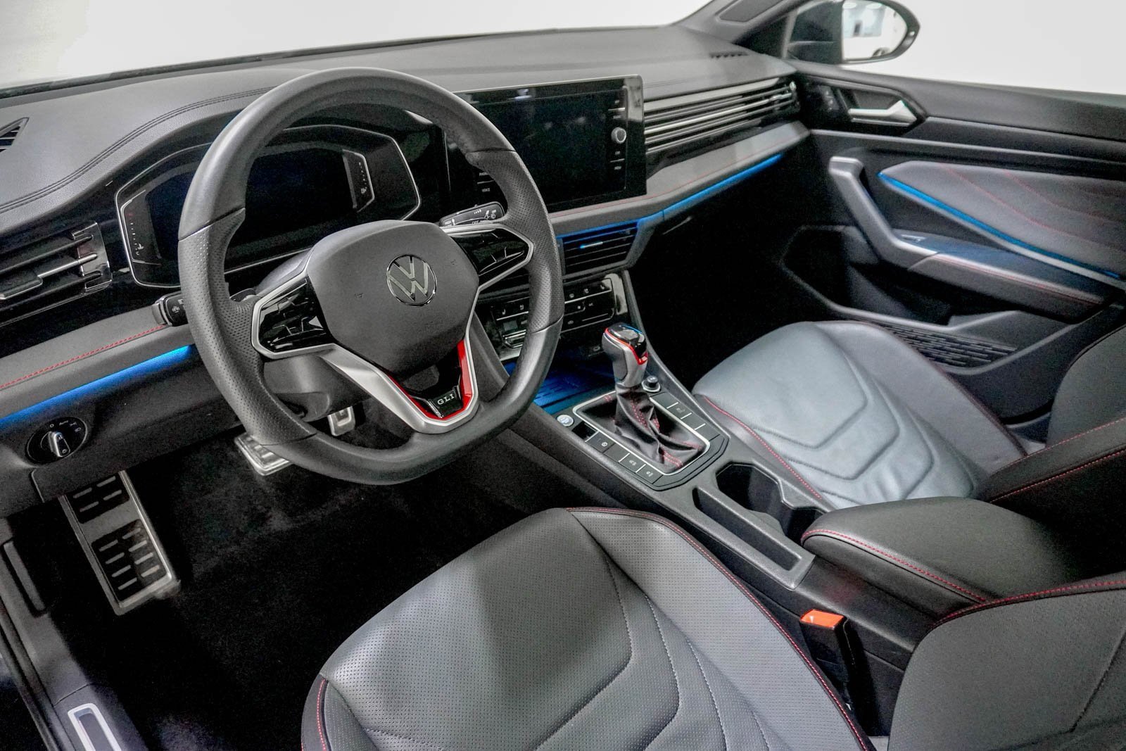 Used 2025 Volkswagen Jetta GLI Autobahn image 20