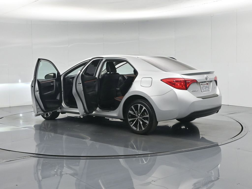 Used 2017 Toyota Corolla SE w/ Carpet Mat Package (TMS) FWD image 34