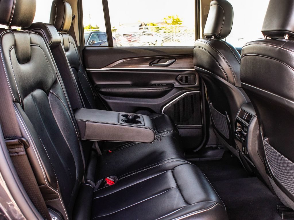 Used 2022 Jeep Grand Cherokee Limited 4xe AWD/4WD image 39