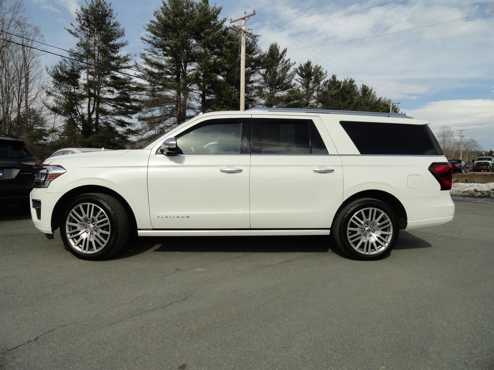 Certified 2022 Ford Expedition Max Platinum image 8