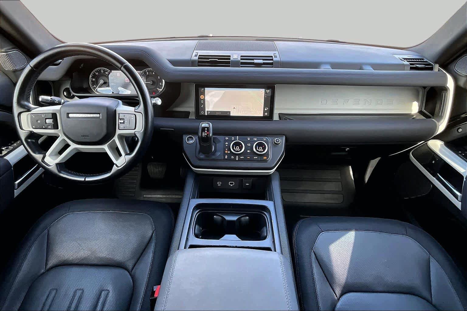 Used 2022 Land Rover Defender 110 X-Dynamic SE AWD/4WD image 16