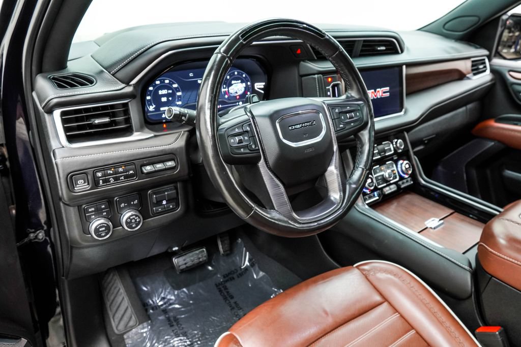 Used 2023 GMC Yukon Denali Ultimate AWD/4WD image 23