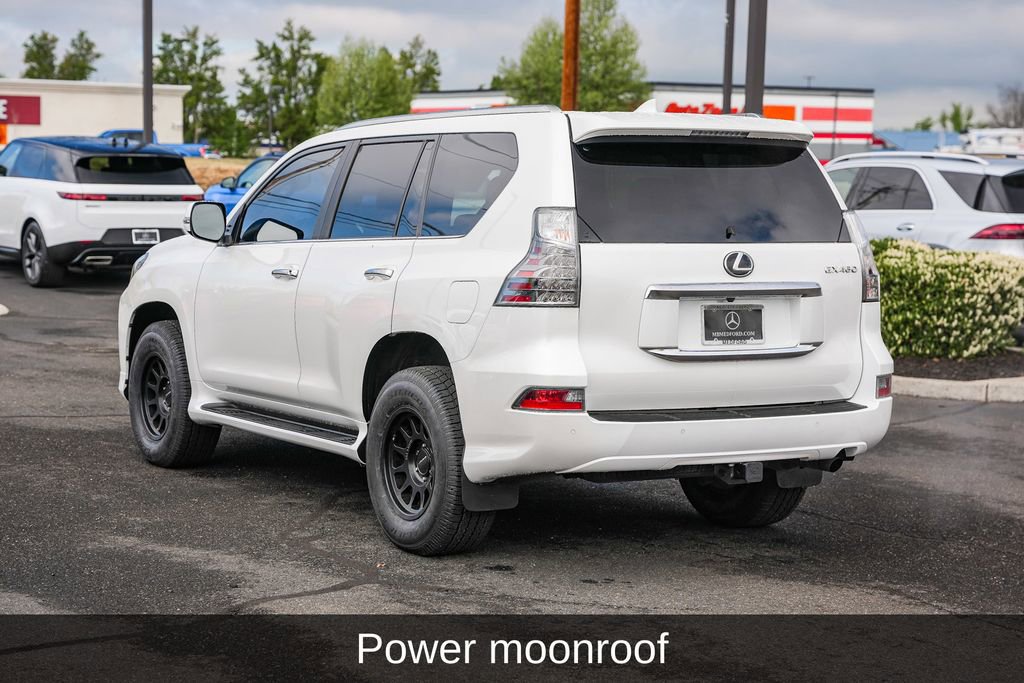 Used 2022 Lexus GX 460 Premium w/ Premium Package image 9