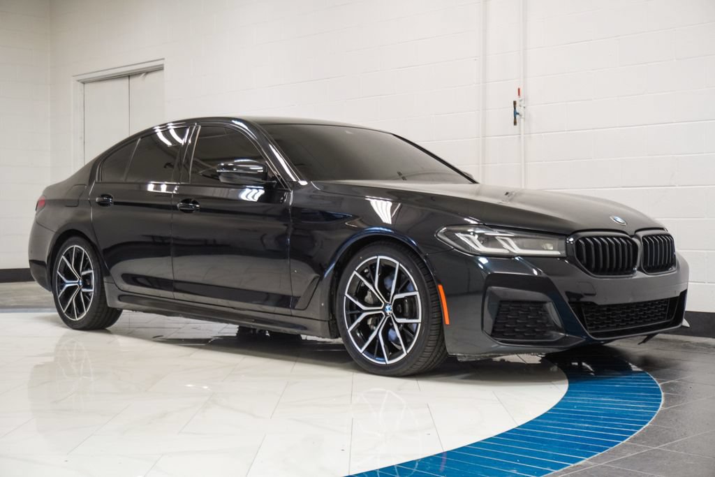 Used 2021 BMW 530i xDrive w/ M Sport Package AWD/4WD image 5