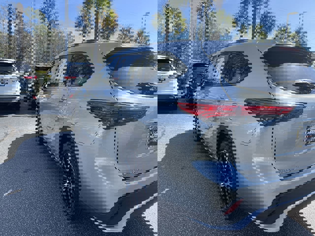 Used 2022 Toyota Highlander XSE image 8