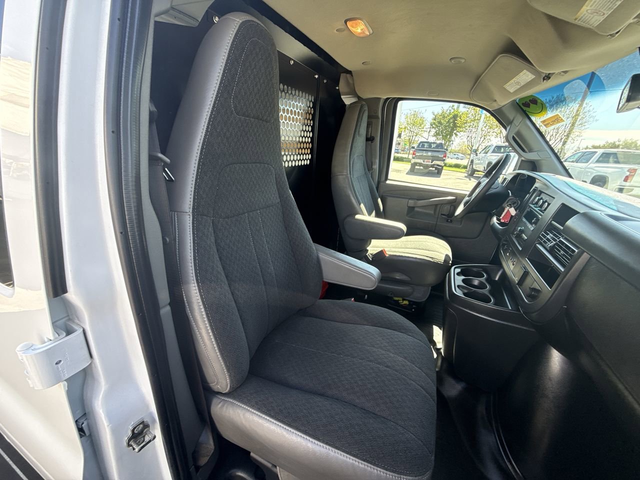 Used 2024 Chevrolet Express 2500 w/ Driver Convenience Package image 21