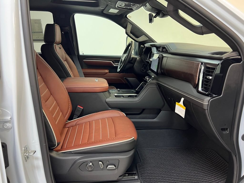 New 2026 GMC Sierra 2500 Denali Ultimate AWD/4WD image 30