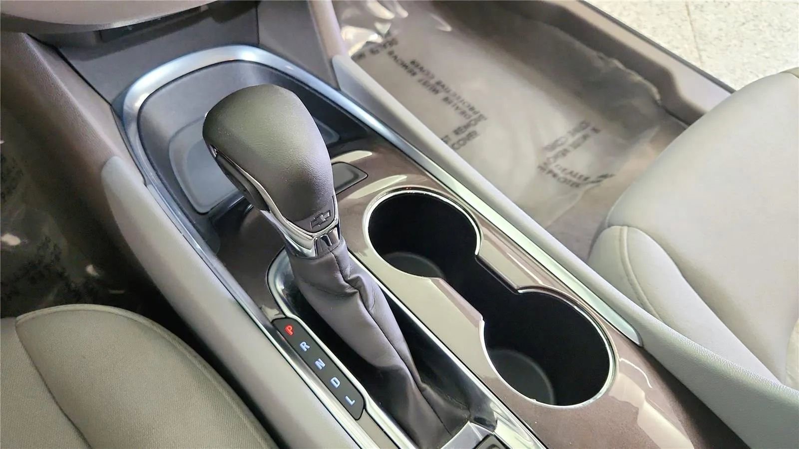 Used 2022 Chevrolet Malibu LT image 27