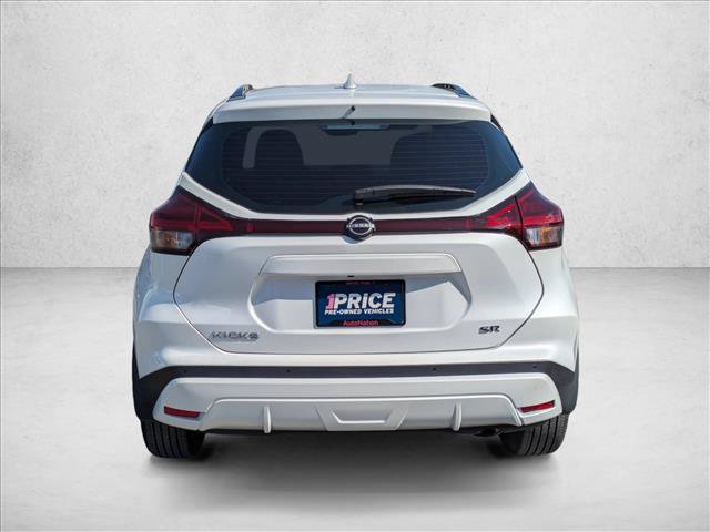 Used 2024 Nissan Kicks SR w/ SR Premium Package FWD image 6