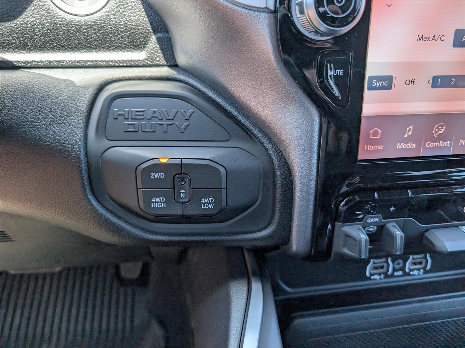 New 2026 RAM 3500 Big Horn AWD/4WD image 20