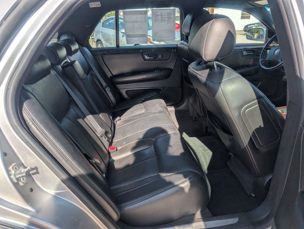 Used 2007 Cadillac DTS Luxury I FWD image 11