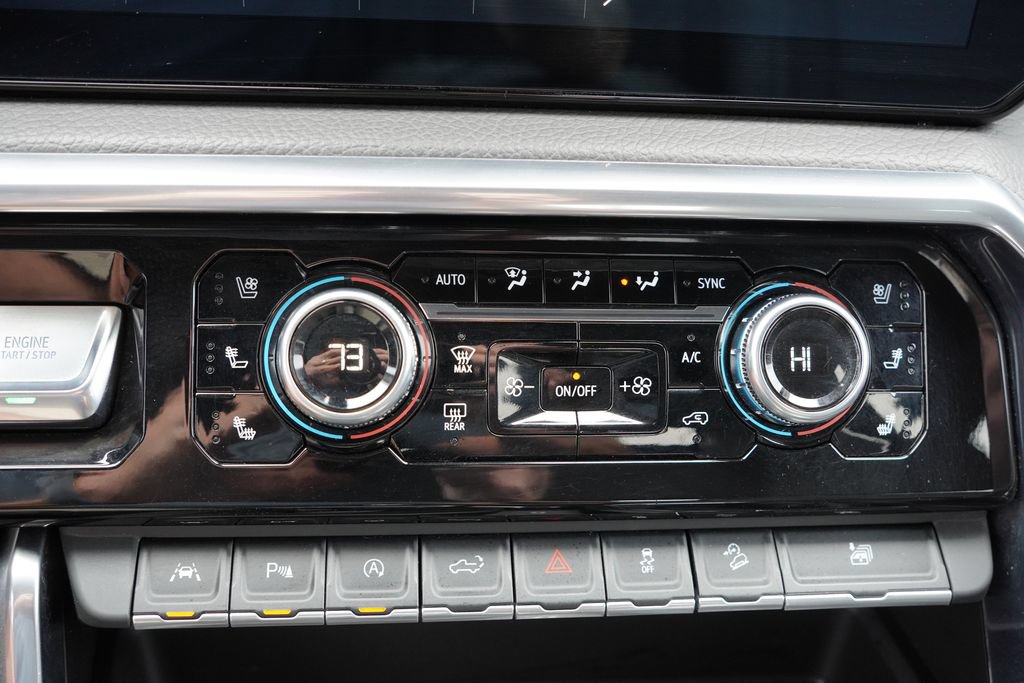 Certified 2023 GMC Sierra 1500 Denali AWD/4WD image 30