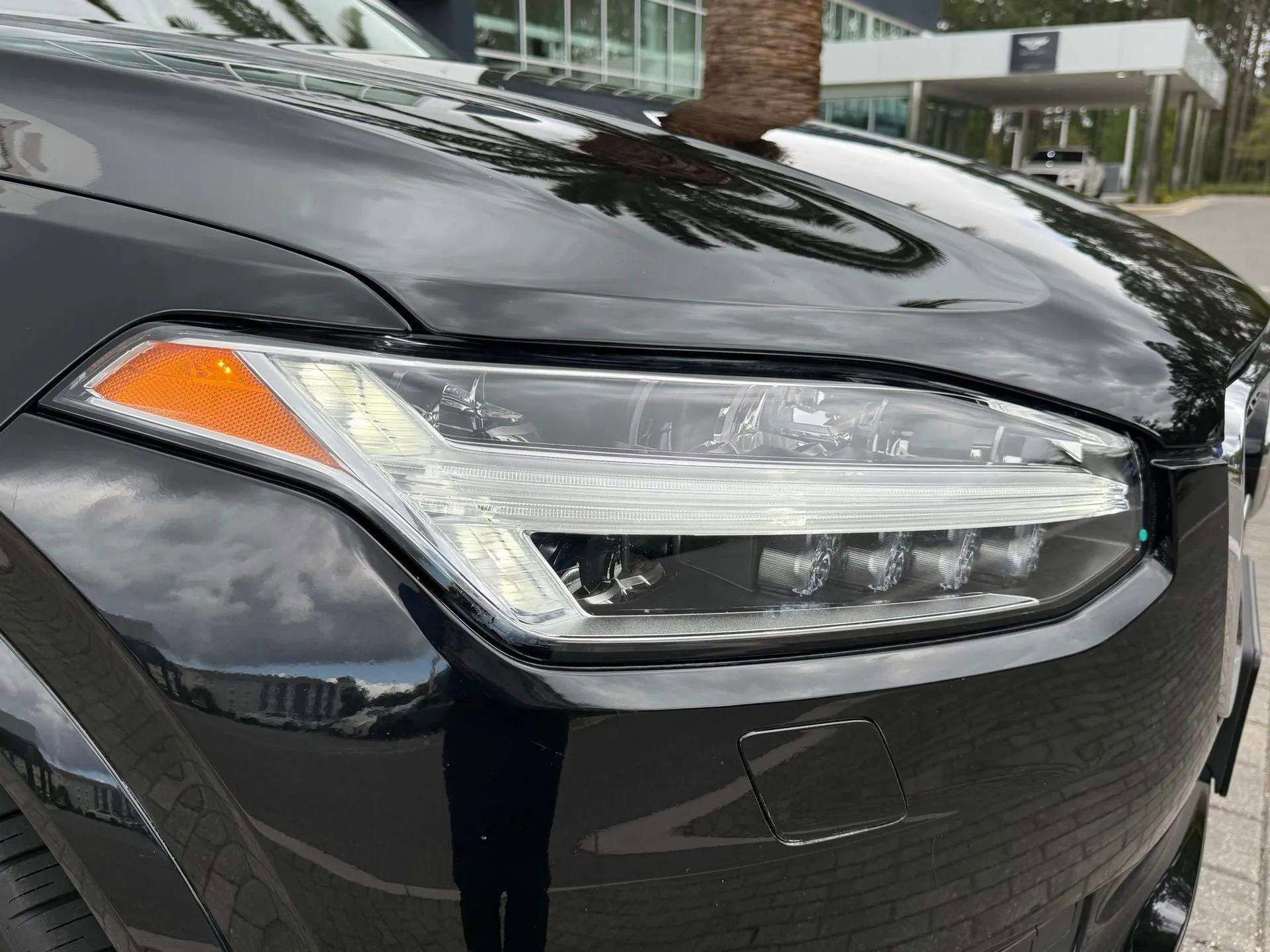 Used 2023 Volvo XC90 B5 Core w/ Protection Package Premier image 33