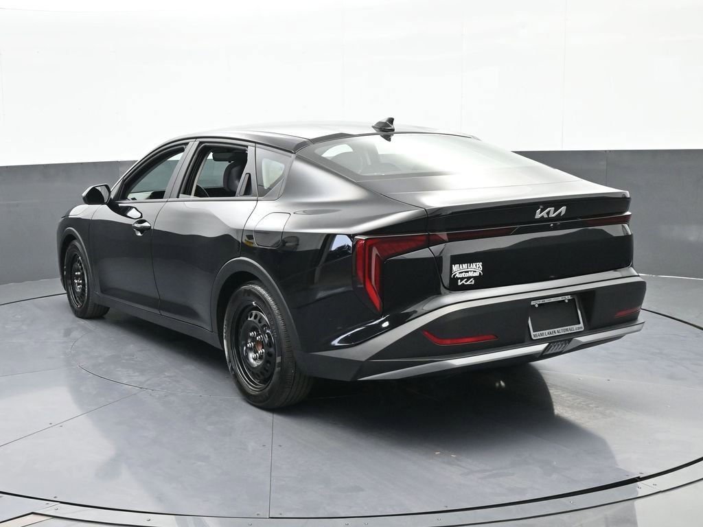 Used 2025 Kia K4 LX image 4