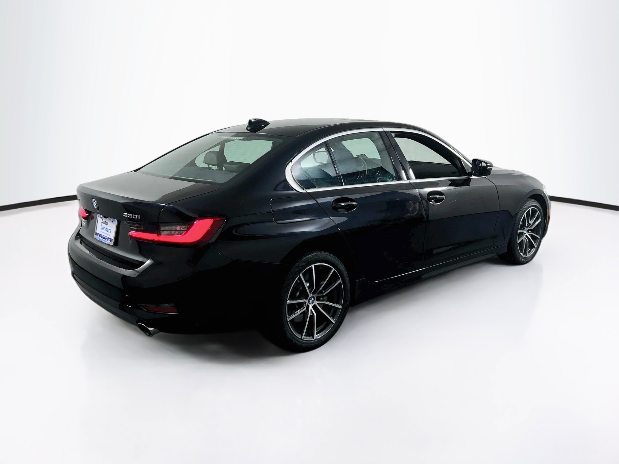 Used 2021 BMW 330i xDrive Sedan w/ Driving Assistance Package AWD/4WD image 5