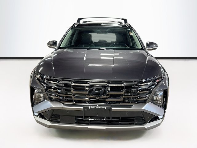 Used 2025 Hyundai Tucson Limited AWD/4WD image 2