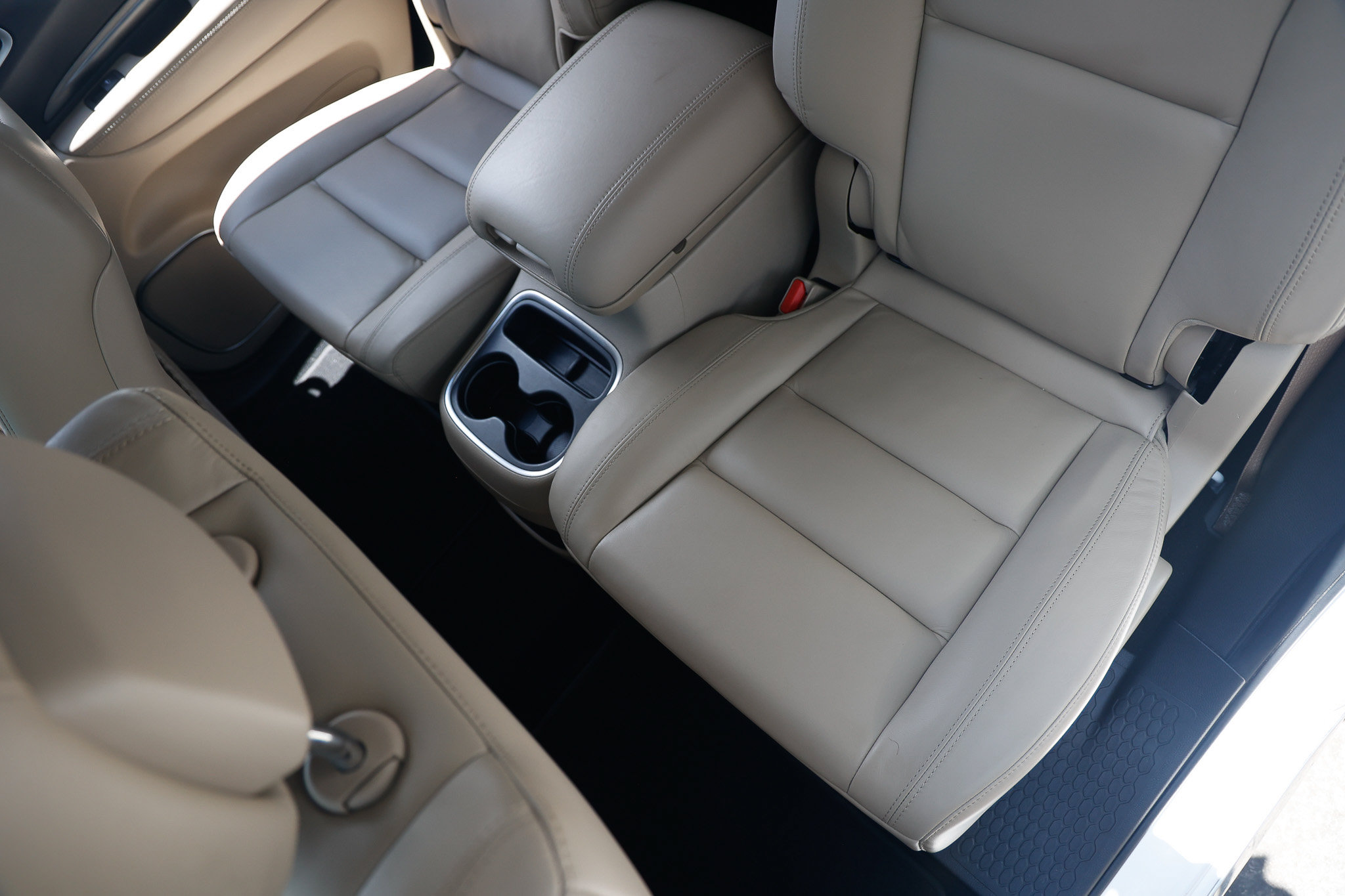 Used 2019 Dodge Durango Citadel w/ Technology Group RWD image 14