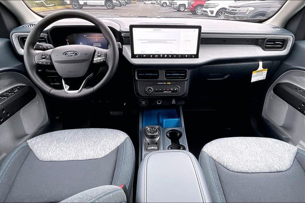 New 2025 Ford Maverick XLT w/ XLT Luxury Package image 5