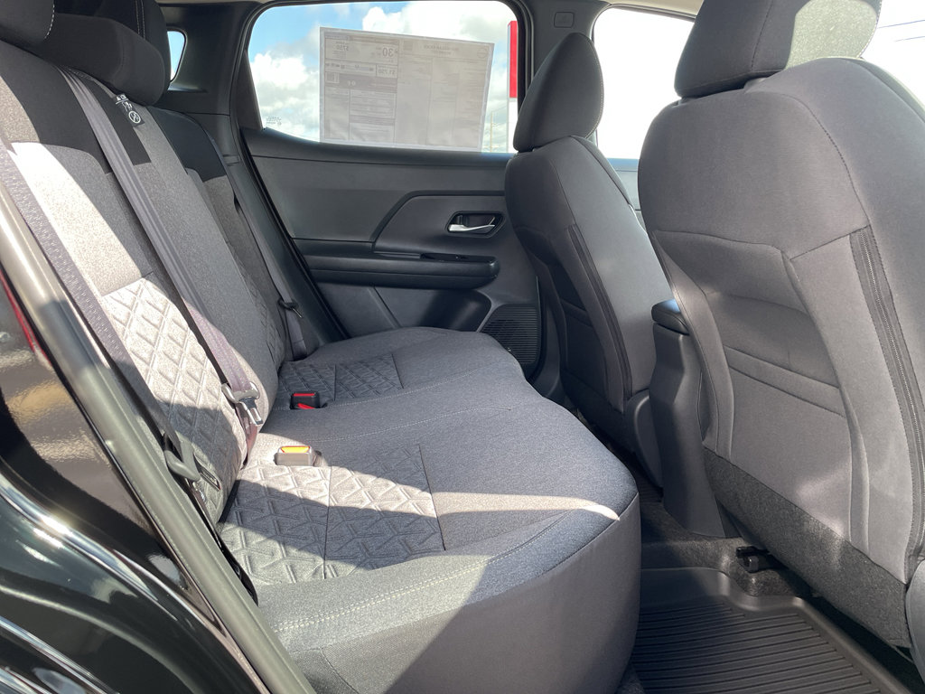 New 2025 Nissan Kicks SV w/ SV Premium Package image 24