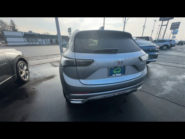 Certified 2025 Buick Envision Avenir image 7