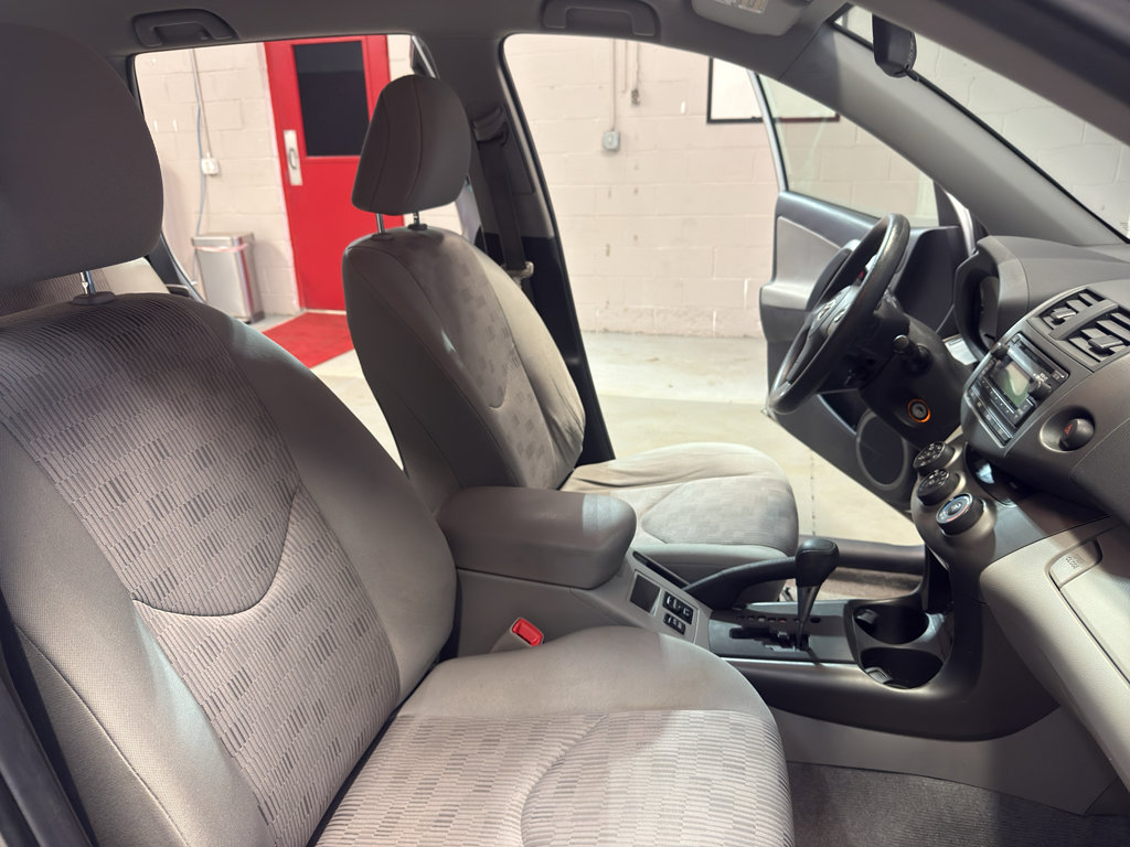 Used 2012 Toyota RAV4 FWD w/ Value Pkg image 19