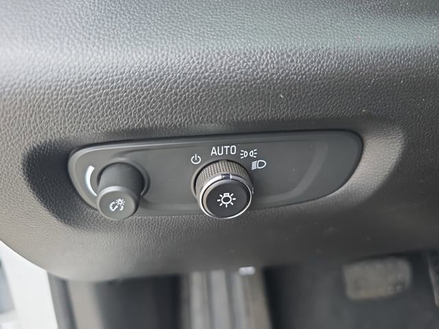 Used 2023 Chevrolet Traverse Premier image 27