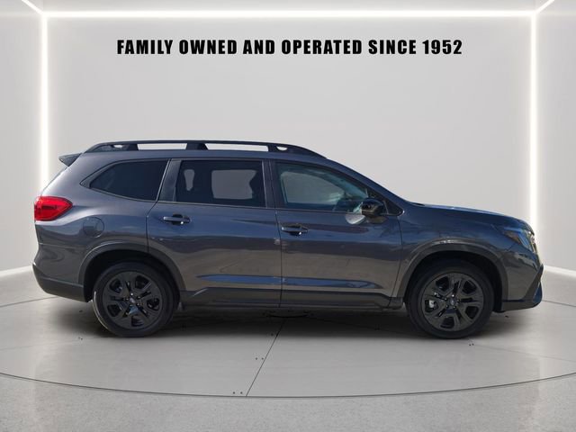 Certified 2025 Subaru Ascent Bronze Edition image 2