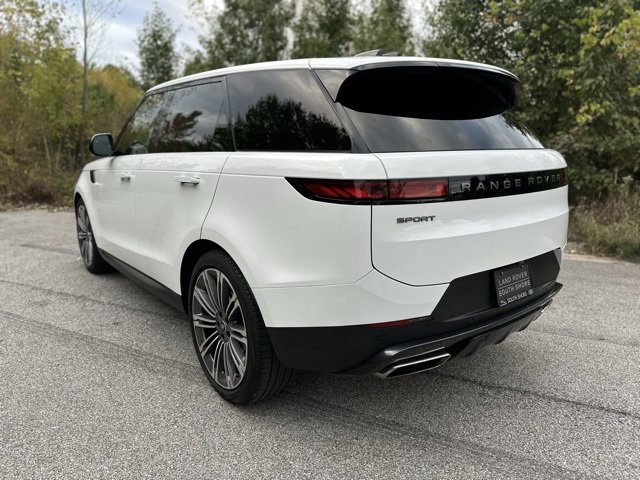 Used 2024 Land Rover Range Rover Sport SE image 7