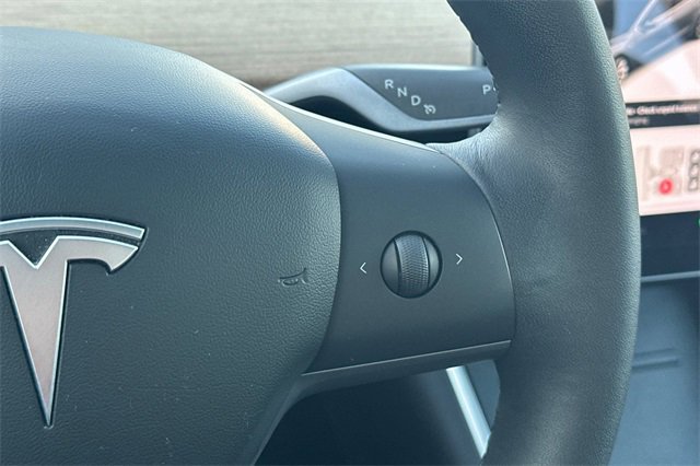 Used 2019 Tesla Model 3 Long Range image 27