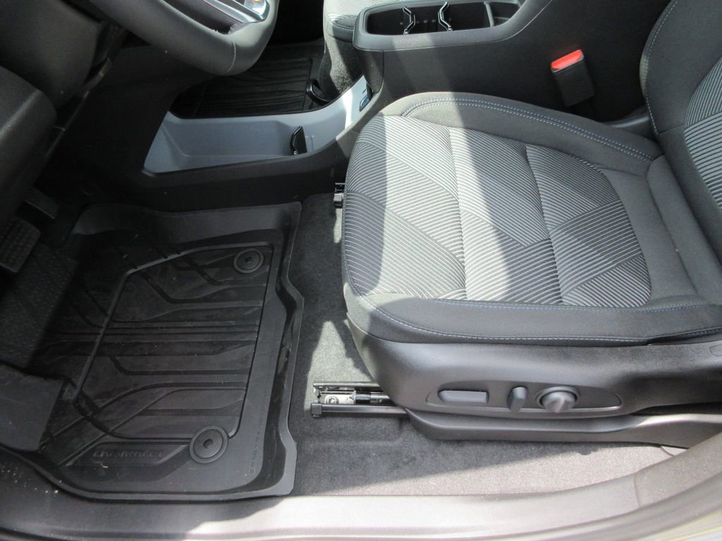 New 2027 Chevrolet Bolt LT FWD image 19