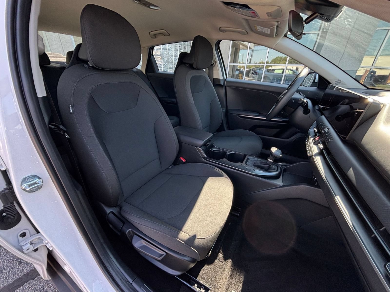 Used 2026 Kia K4 FWD image 35