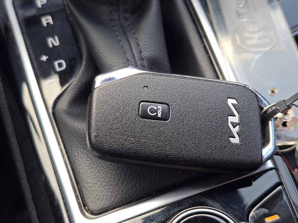Used 2023 Kia Sportage EX image 22