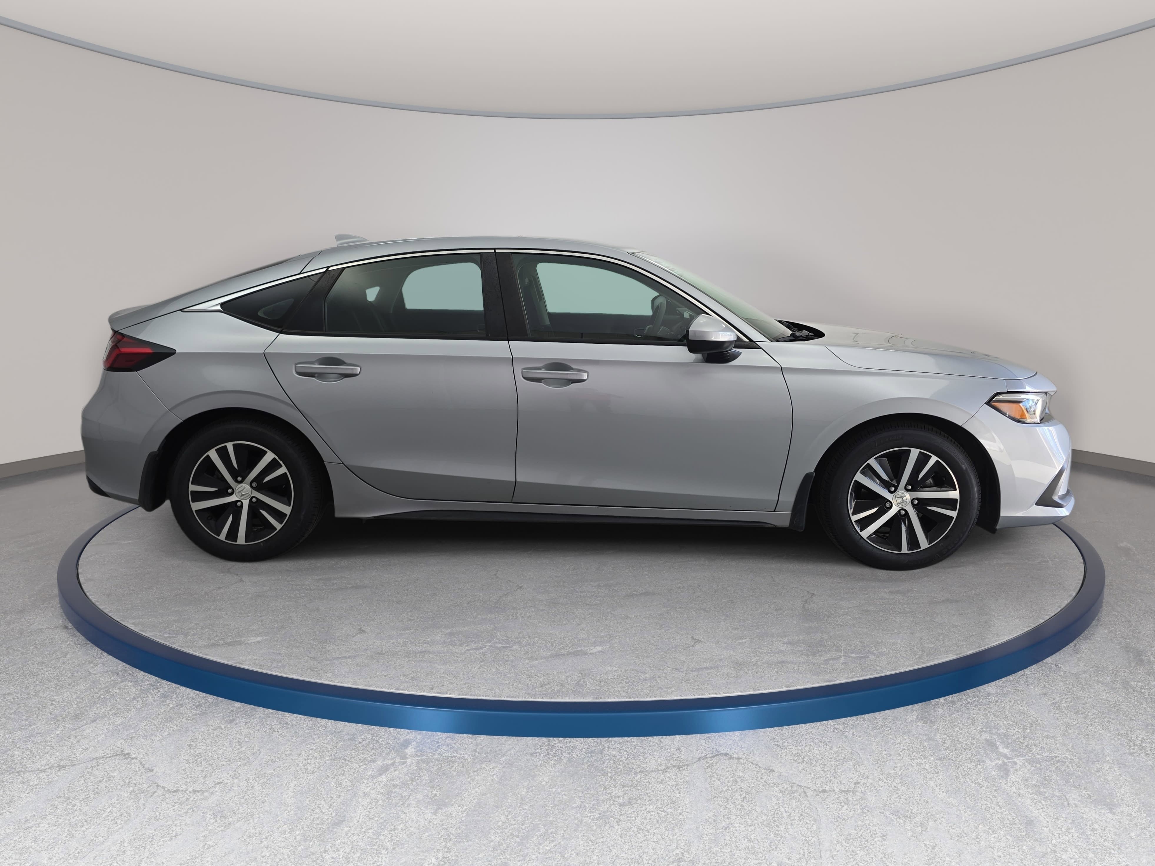 Used 2024 Honda Civic LX image 4