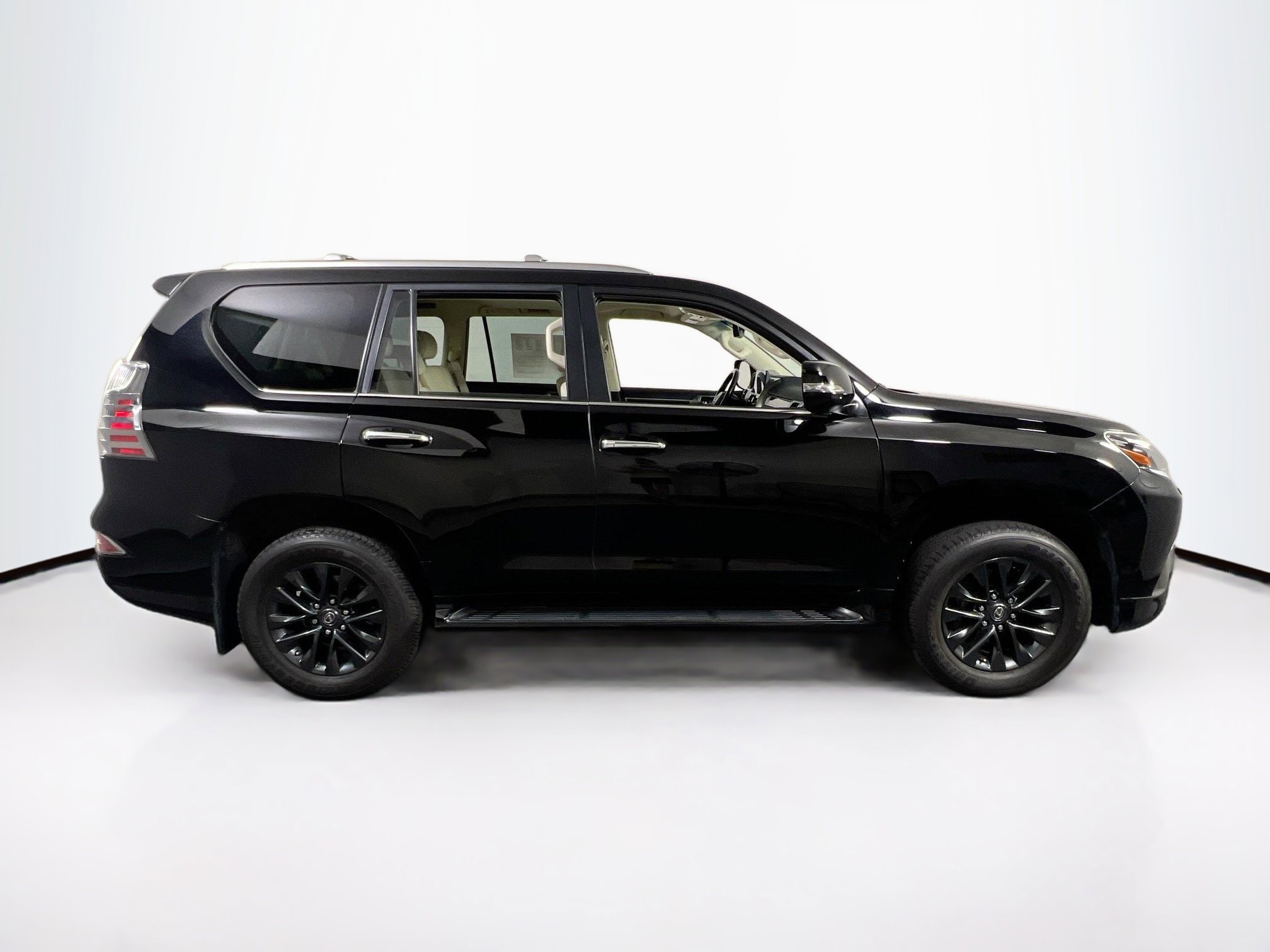 Used 2023 Lexus GX 460 Premium w/ Premium Package AWD/4WD image 4