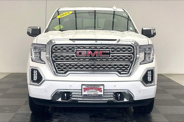 Used 2019 GMC Sierra 1500 Denali w/ Denali Ultimate Package AWD/4WD image 2