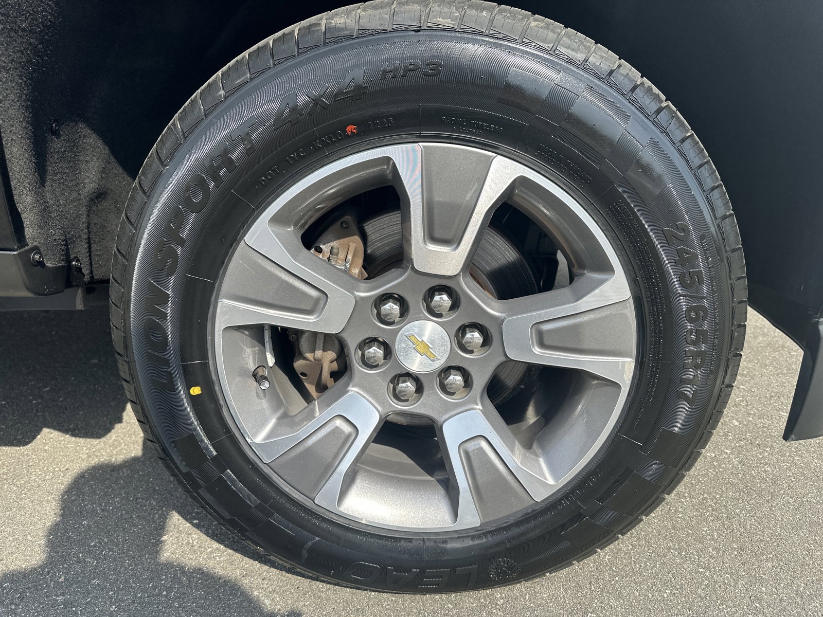 Used 2018 Chevrolet Colorado Z71 AWD/4WD image 39