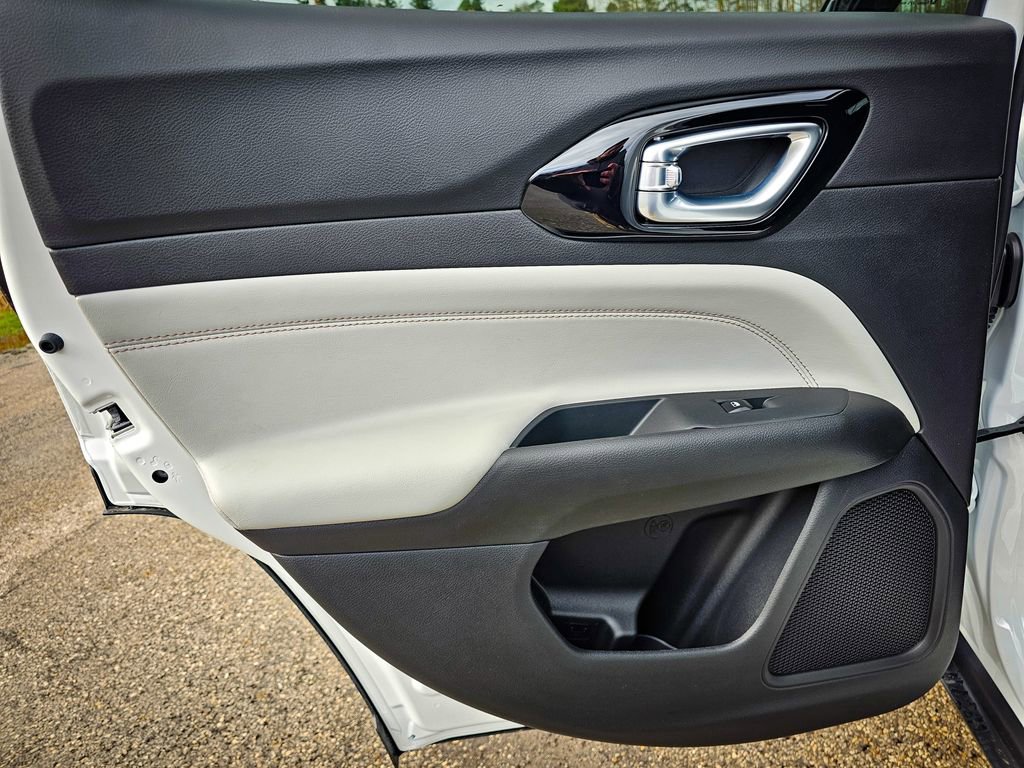 New 2026 Jeep Compass Limited image 29