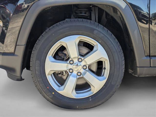 Used 2020 Jeep Compass Latitude w/ Cold Weather Group image 23