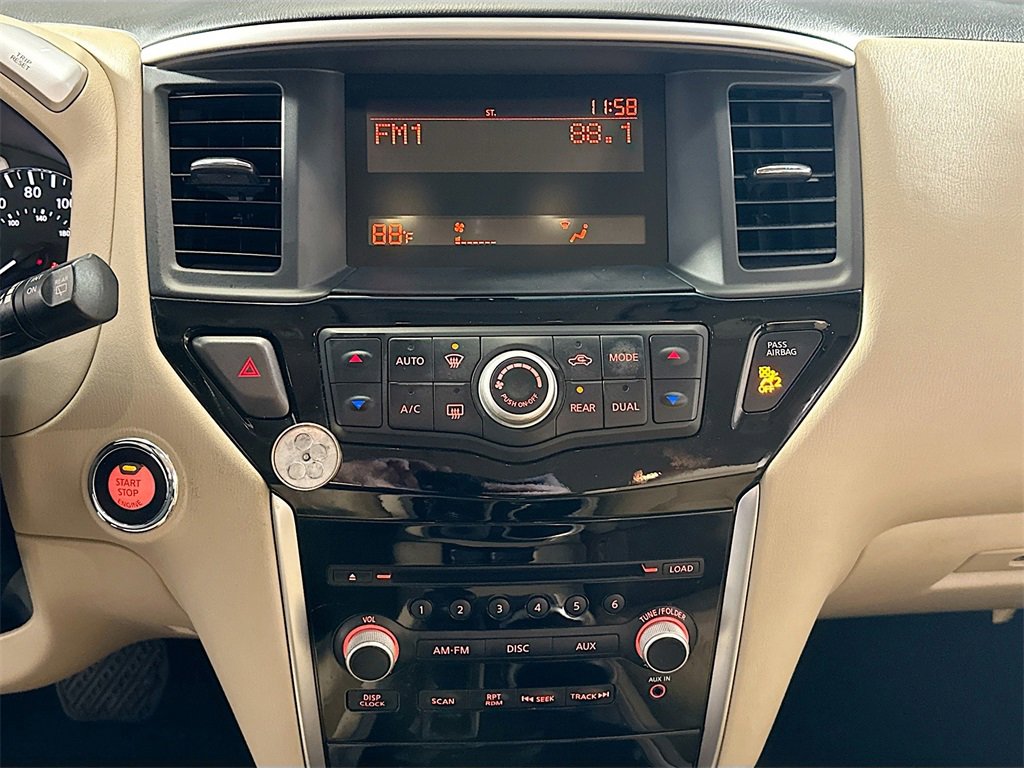Used 2016 Nissan Pathfinder S image 14