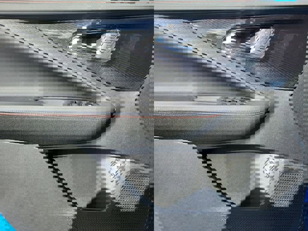 New 2026 Chevrolet Blazer EV RS AWD/4WD image 28