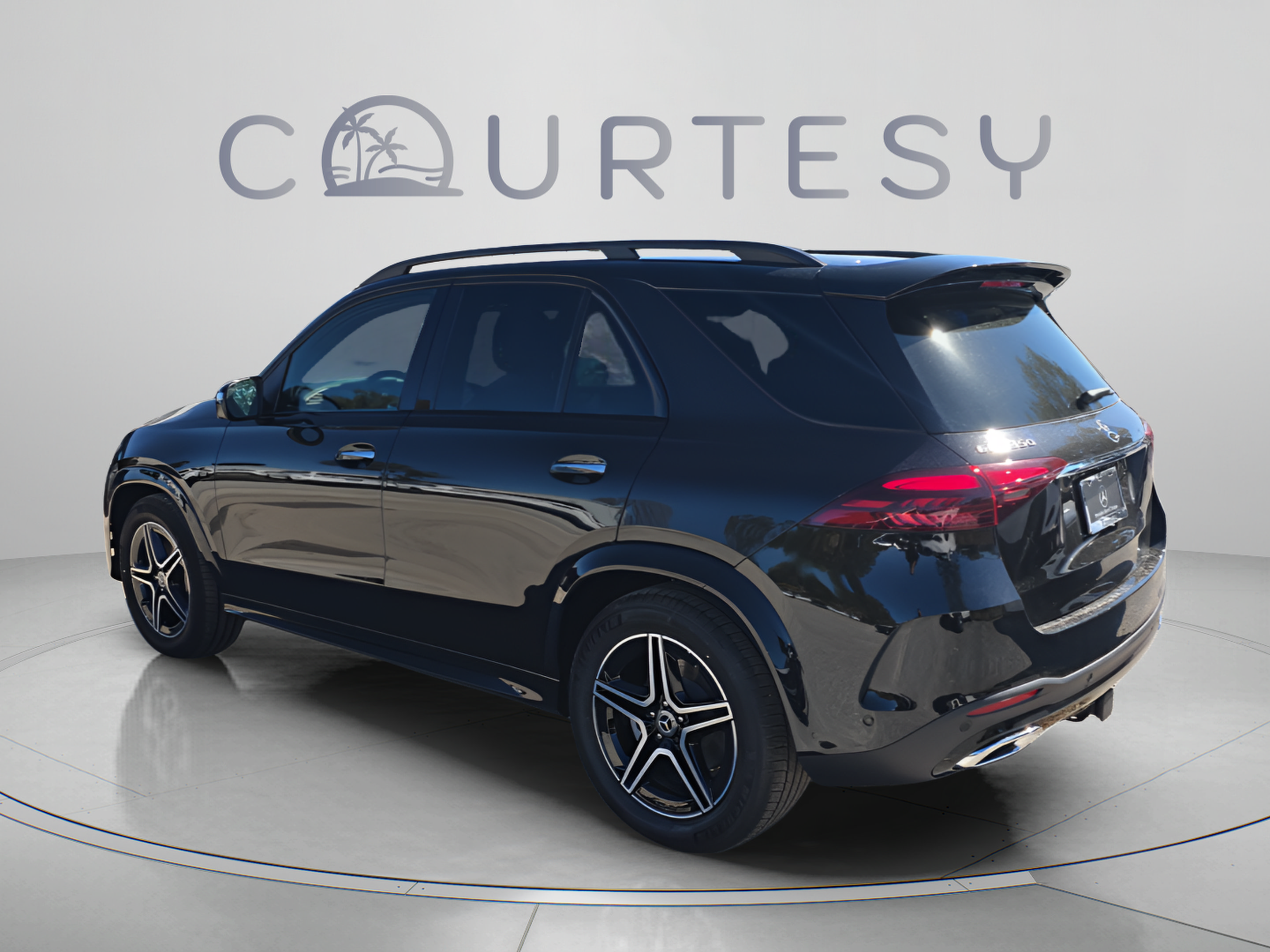 Used 2026 Mercedes-Benz GLE 350 4MATIC image 3