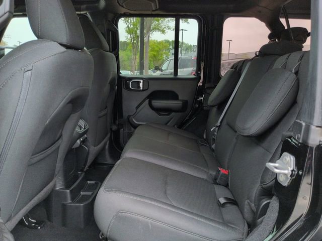 Certified 2023 Jeep Wrangler Unlimited w/ Cold Weather Group AWD/4WD image 16