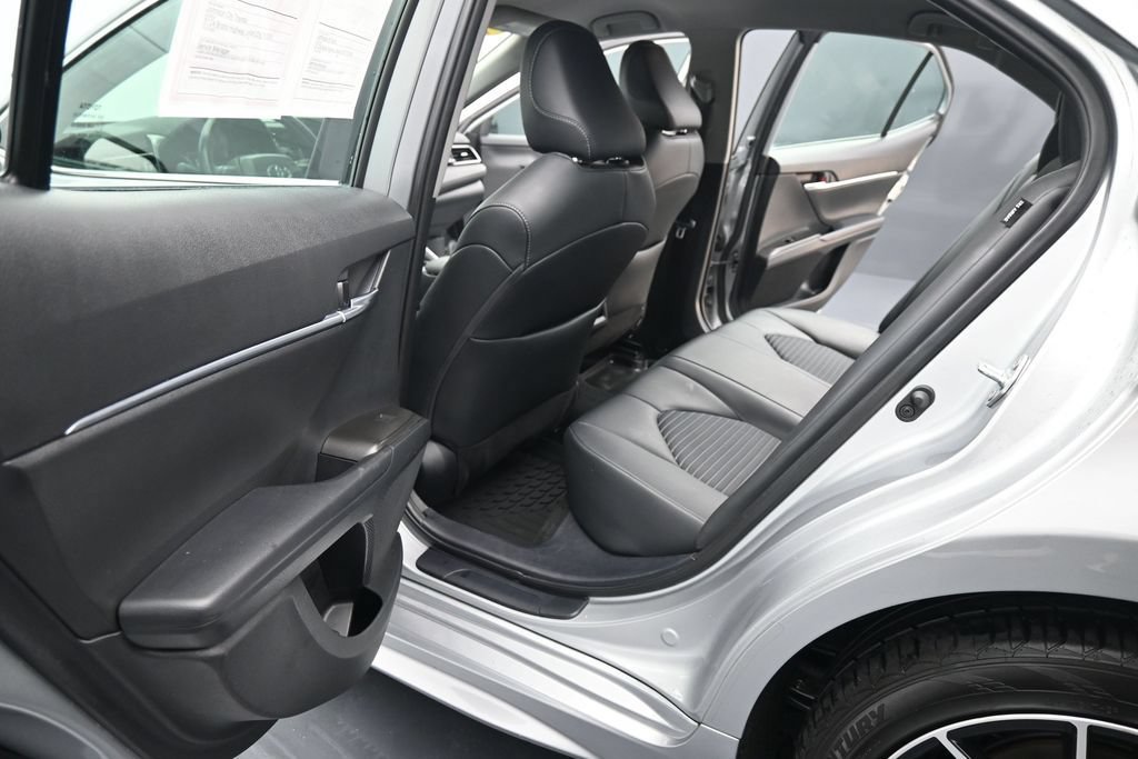 Used 2024 Toyota Camry SE FWD image 15